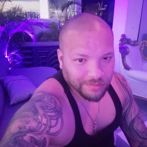 Meet your Posher, Irving